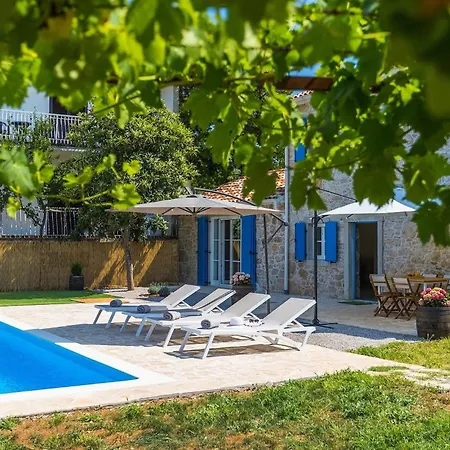 Laura Ripenda Feriehus