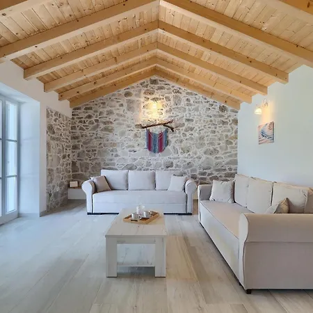 Laura Ripenda Holiday home