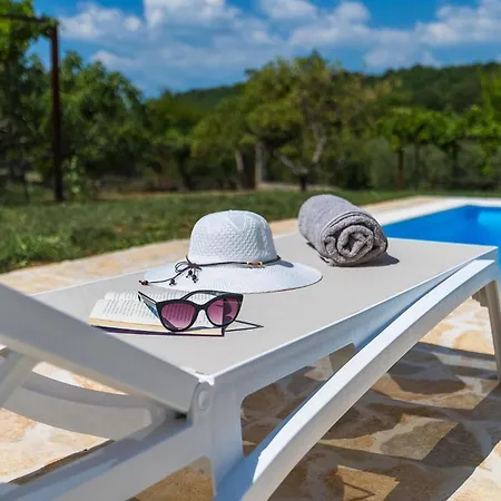Laura Ripenda Holiday home