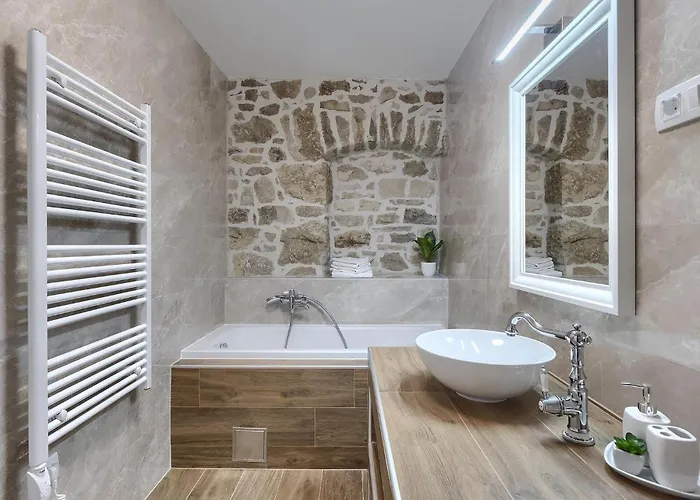 Laura Ripenda Vikendica Ripenda Kras