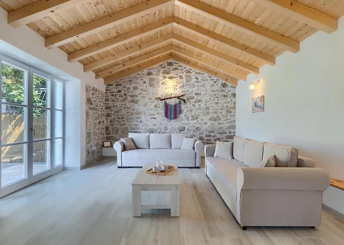 Laura Ripenda Vikendica